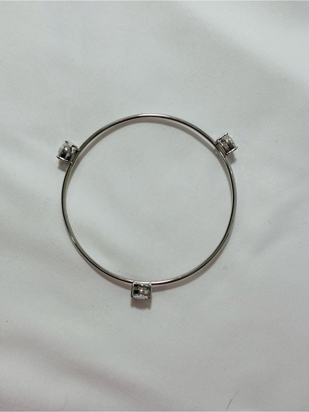 Silver tone Bangle Classic Bracelet w Pear Shaped Clear Stone Accent 2-3/4”diam - Picture 2 of 3